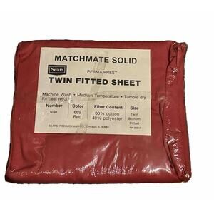 SEARS Matchmate VTG NWT Solid Red Twin Fitted Bed Sheet Perma Prest New 80’s New